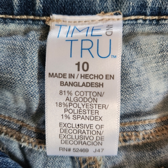 Floral shorts - Picture 4 of 4